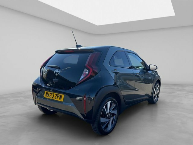 Toyota Aygo X 2023 1.0 Vvt-i Edge Hatchback Eu NA23ZPN Green #4