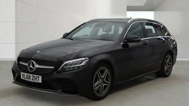 Mercedes-Benz C Class 2019 2.0 C300 Amg Line Estate G-tronic Black #2