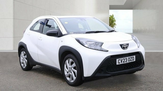 Toyota Aygo X 2023 1.0 Vvt-i Pure Hatchback X-shift E White