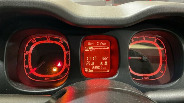 Fiat Panda Twin Air Cross 5-Door Green #10
