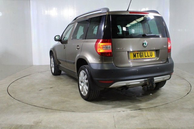 Skoda Yeti Tdi Urban U259 Silver #12