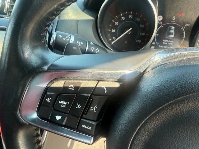 Jaguar XE 2.0 R-sport Meridian Sound Red #14