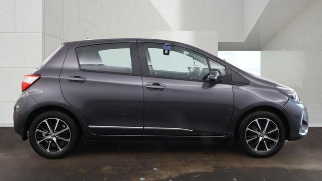 Toyota Yaris 2018 1.5 Vvt-i Icon Tech Hatchback Manu Grey #5