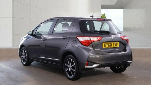 Toyota Yaris 2018 1.5 Vvt-i Icon Tech Hatchback Manu Grey #3