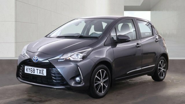 Toyota Yaris 2018 1.5 Vvt-i Icon Tech Hatchback Manu Grey #2