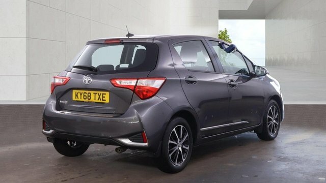 Toyota Yaris 2018 1.5 Vvt-i Icon Tech Hatchback Manu Grey #4