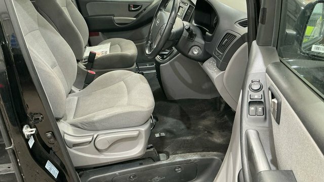 Hyundai I800 2019 2.5 Crdi Se Mpv Euro 6 136 Black