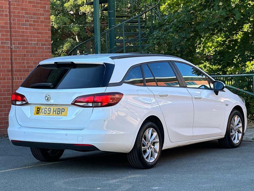 Vauxhall Astra 1.6 Cdti Blueinjection Sri Nav Sports Tourer White #6