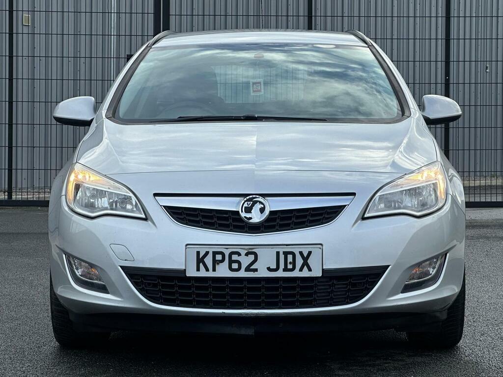 Vauxhall Astra 1.7 Cdti Exclusiv Sports Tourer Euro 5 Silver #2