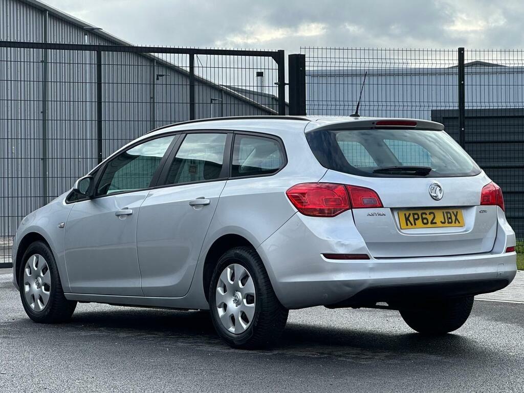 Vauxhall Astra 1.7 Cdti Exclusiv Sports Tourer Euro 5 Silver #4