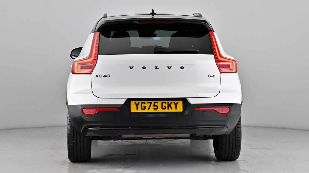 Volvo XC40 Black Edition Ultra, B4 Mild Hybrid, YG75GKY White #5