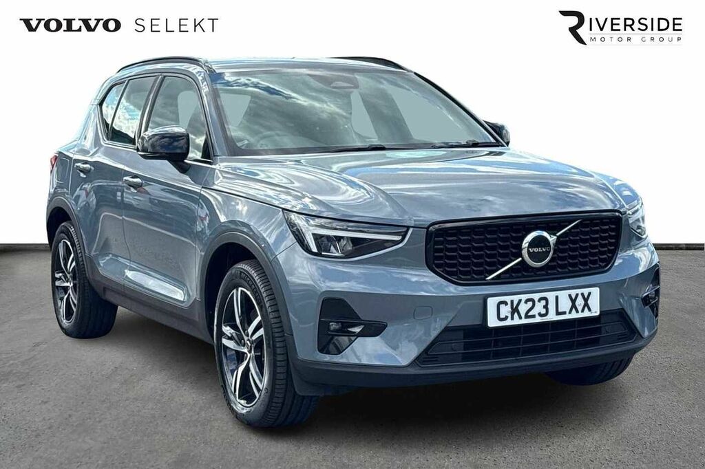 Volvo XC40 Plus, B4 Awd Mild Hybrid, Dark CK23LXX Grey #2