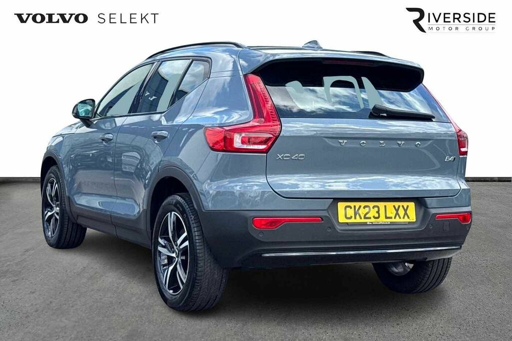 Volvo XC40 Plus, B4 Awd Mild Hybrid, Dark CK23LXX Grey #6