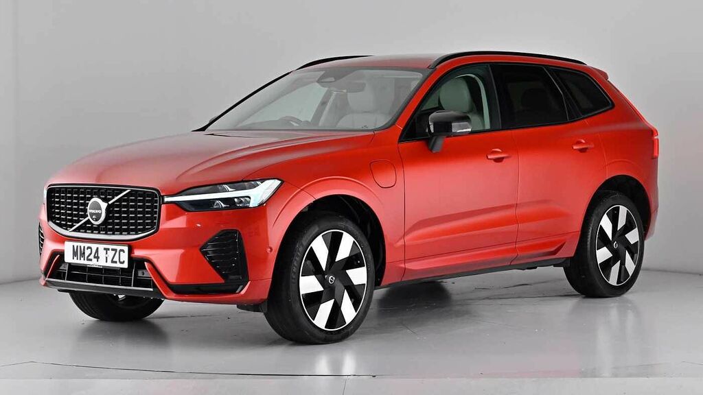 Volvo XC60 Recharge Ultimate, T8 Awd Plug-in Hybrid, MM24TZC Red #4