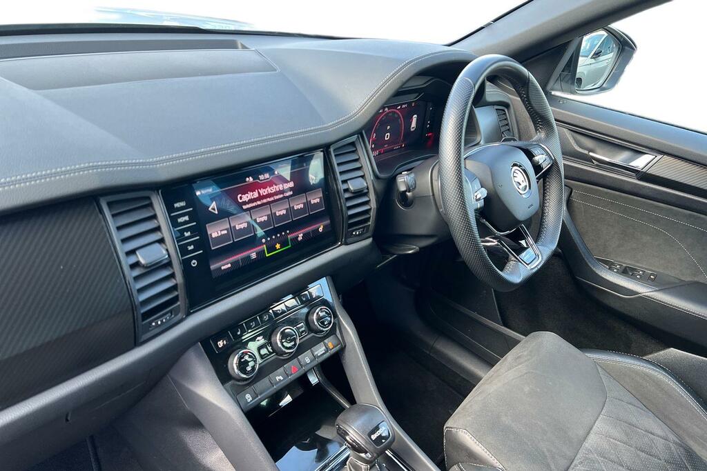 Skoda Kodiaq 1.5 Tsi Act Sportline Dsg Euro 6 Ss 7 Seat DP23HLE Silver #2
