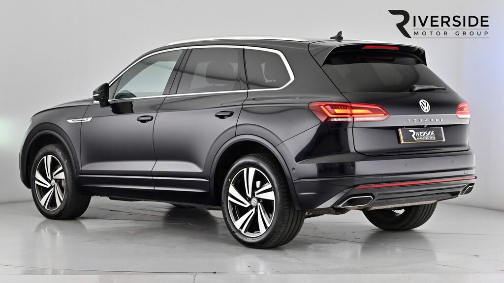 Volkswagen Touareg 3.0 Tdi V6 R-line Tech Tiptronic 4Motion Euro 6 S VK19RNU Black #3