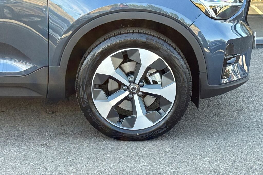 Volvo XC40 Plus, B3 Mild Hybrid, Dark YY26NVE Blue #5