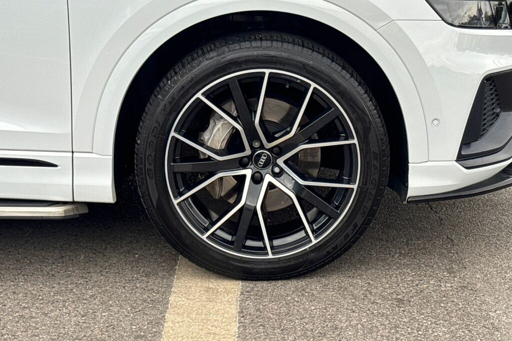 Audi Q8 Audi Q8 Edition 1 50 Tdi Quattro 286 Ps Tiptronic Blue #5