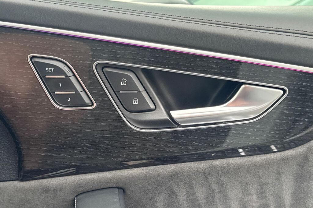 Audi Q8 Audi Q8 Edition 1 50 Tdi Quattro 286 Ps Tiptronic Blue #35