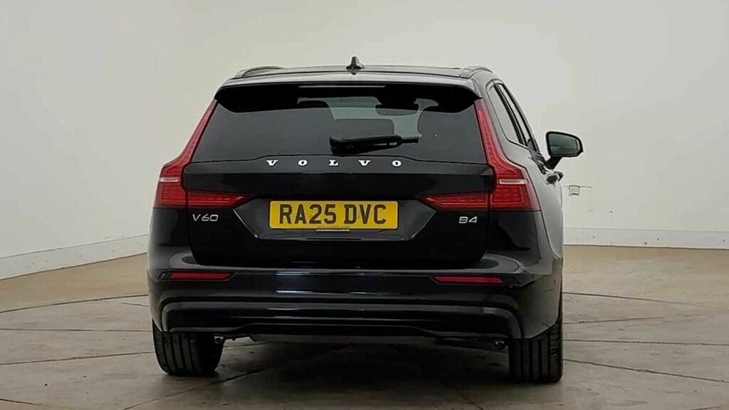 Volvo V60 Ultra, B4 Mild Hybrid, Dark Black #2