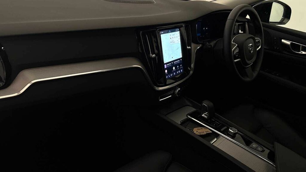 Volvo V60 Ultra, B4 Mild Hybrid, Dark Black #3