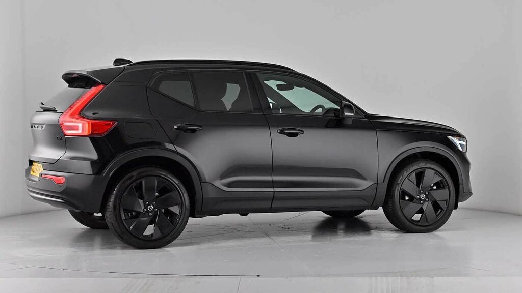 Volvo XC40 Plus, B3 Mild Hybrid, Dark Blue #70