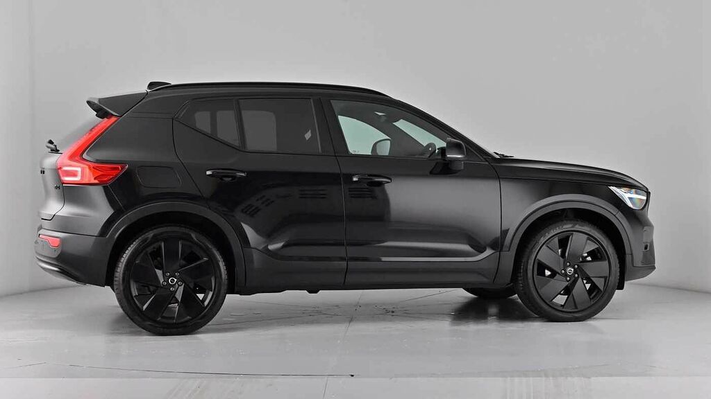 Volvo XC40 Plus, B3 Mild Hybrid, Dark Blue #71