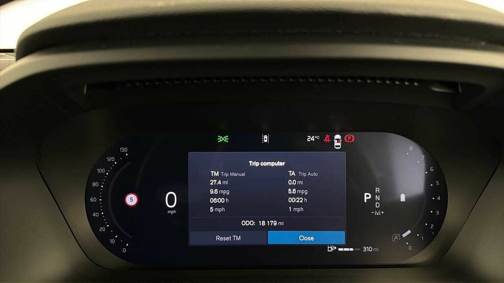 Volvo XC40 Plus, B3 Mild Hybrid, Dark Blue #36