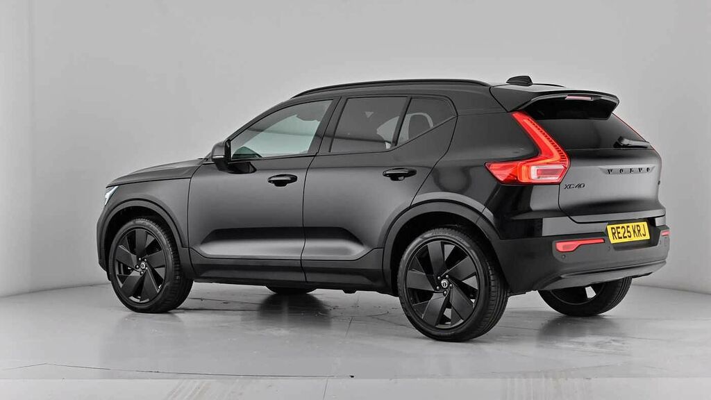 Volvo XC40 Plus, B3 Mild Hybrid, Dark Blue #58
