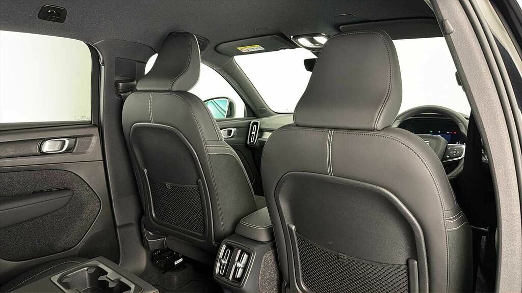 Volvo XC40 Plus, B3 Mild Hybrid, Dark Blue #33