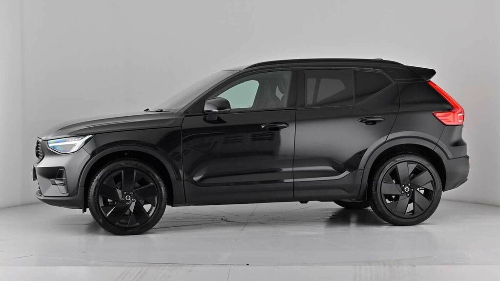 Volvo XC40 Plus, B3 Mild Hybrid, Dark Blue #53