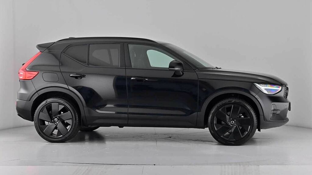 Volvo XC40 Plus, B3 Mild Hybrid, Dark Blue #73