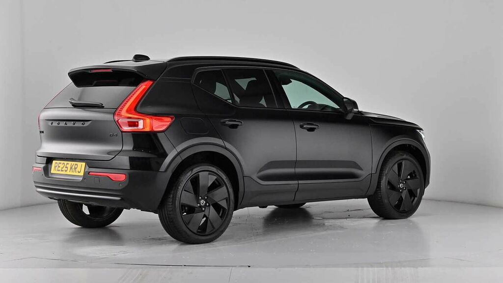 Volvo XC40 Plus, B3 Mild Hybrid, Dark Blue #68