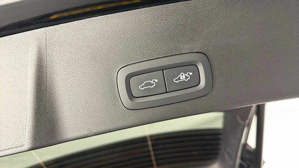 Volvo XC40 Plus, B3 Mild Hybrid, Dark Blue #30