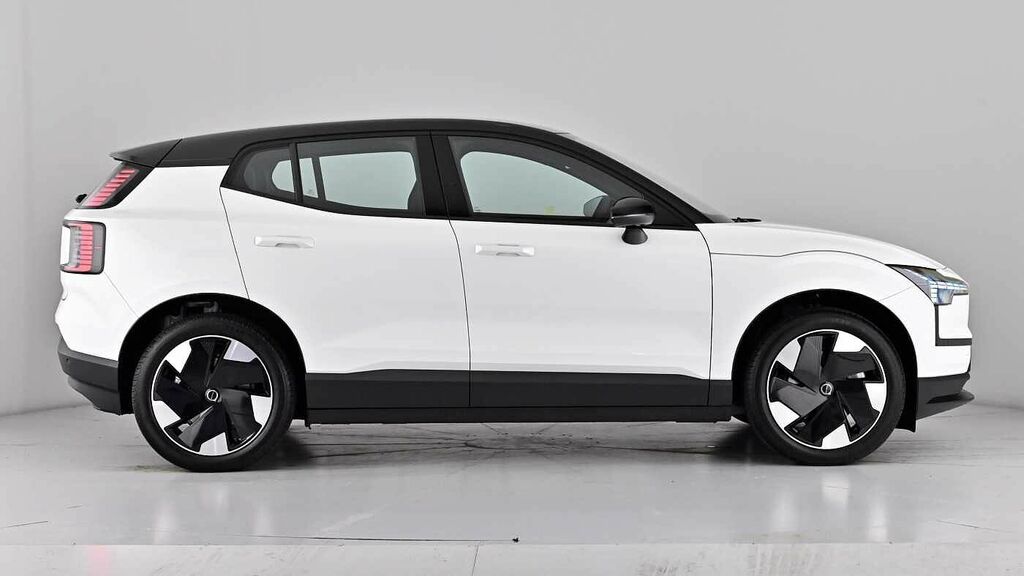 Volvo EX30 Plus, Single Motor Extended Range, White #3
