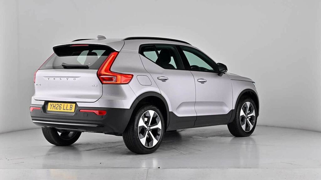 Volvo XC40 2.0 B4p Ultra Black Edition White #69