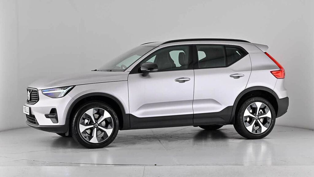 Volvo XC40 2.0 B4p Ultra Black Edition White #54