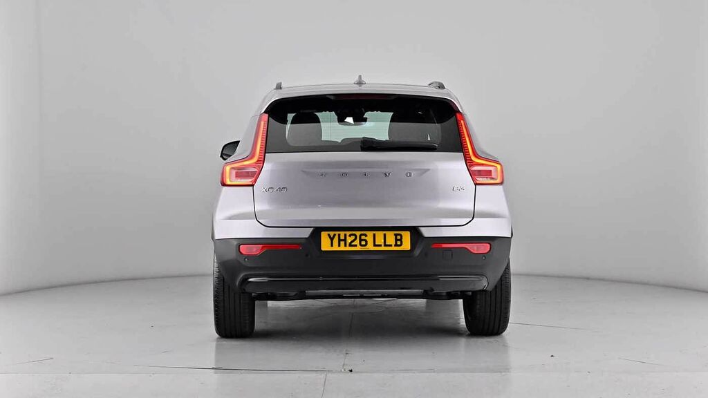 Volvo XC40 2.0 B4p Ultra Black Edition White #65
