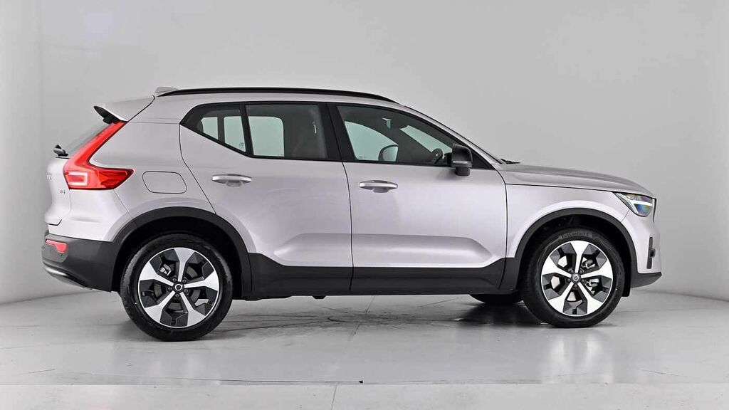 Volvo XC40 2.0 B4p Ultra Black Edition White #73