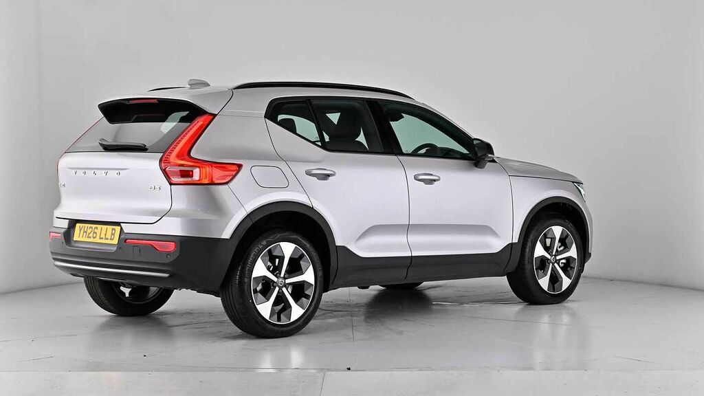 Volvo XC40 2.0 B4p Ultra Black Edition White #70