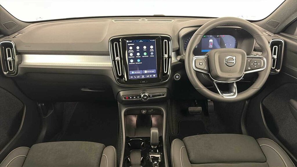 Volvo XC40 2.0 B4p Ultra Black Edition White #10