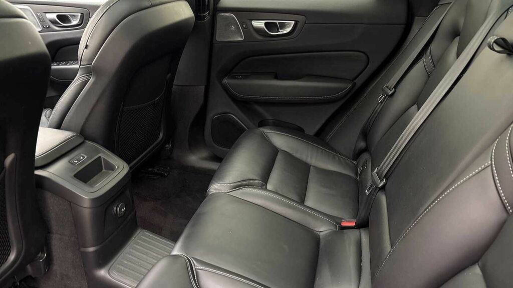 Volvo XC60 Recharge Ultimate, T8 Awd Plug-in Hybrid, Black #5