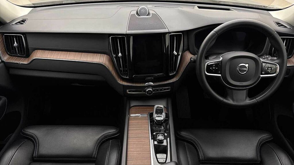 Volvo XC60 Recharge Ultimate, T8 Awd Plug-in Hybrid, Black #6