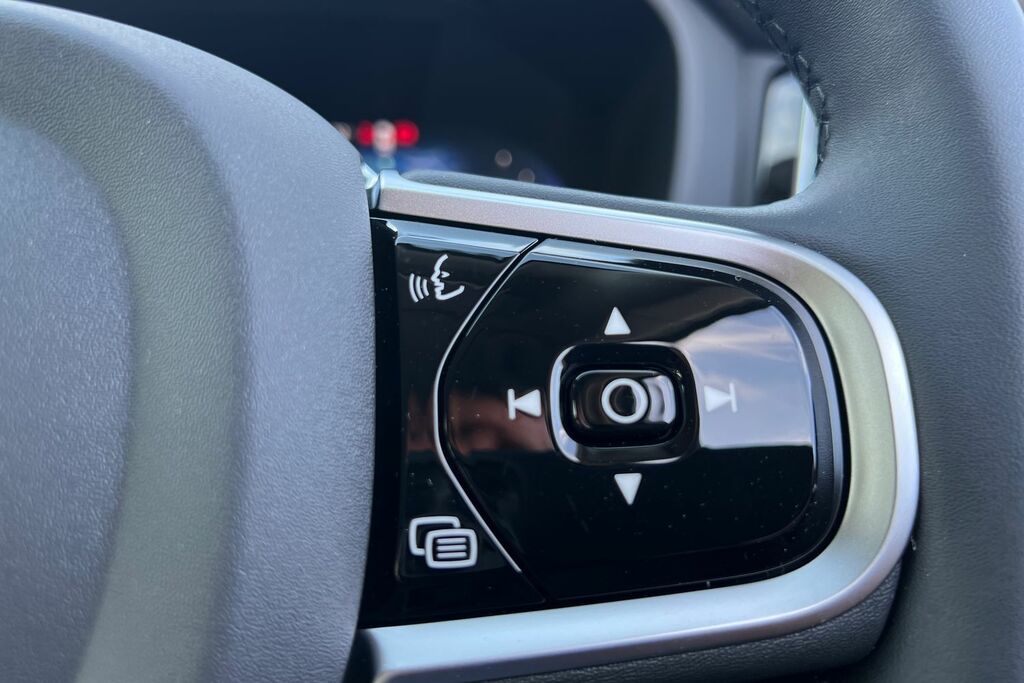 Volvo XC60 2.0 B5p Plus Black Edition Awd Geartronic Grey #23