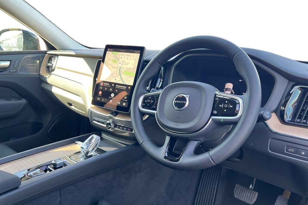 Volvo XC60 2.0 B5p Plus Black Edition Awd Geartronic Grey #19