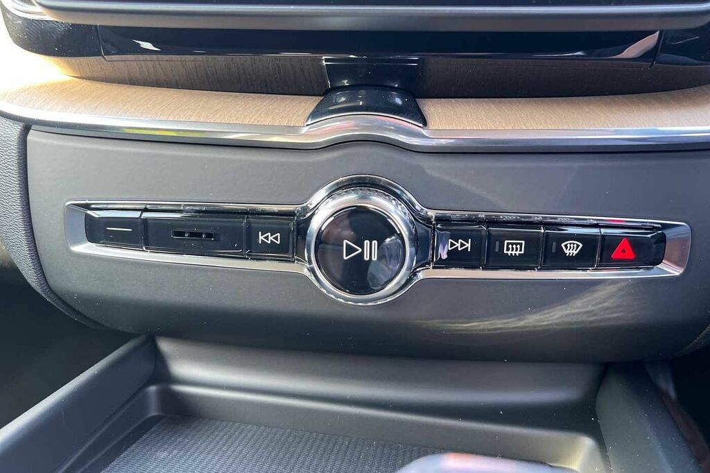 Volvo XC60 2.0 B5p Plus Black Edition Awd Geartronic Grey #27