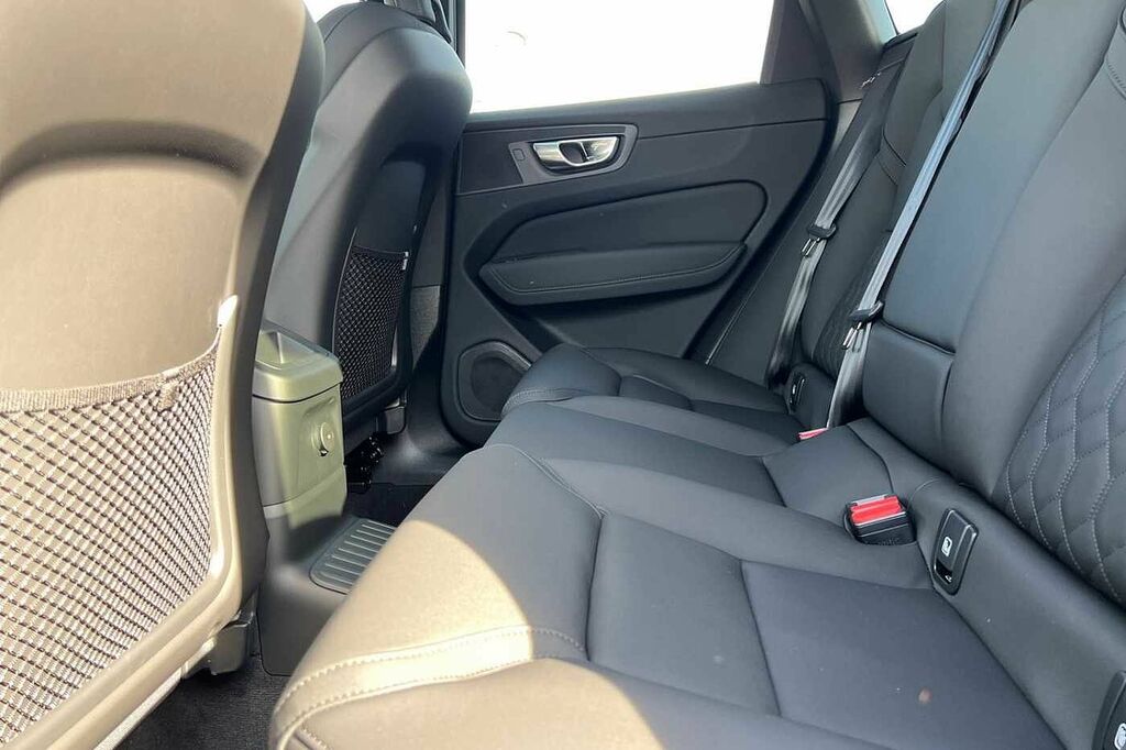 Volvo XC60 2.0 B5p Plus Black Edition Awd Geartronic Grey #33