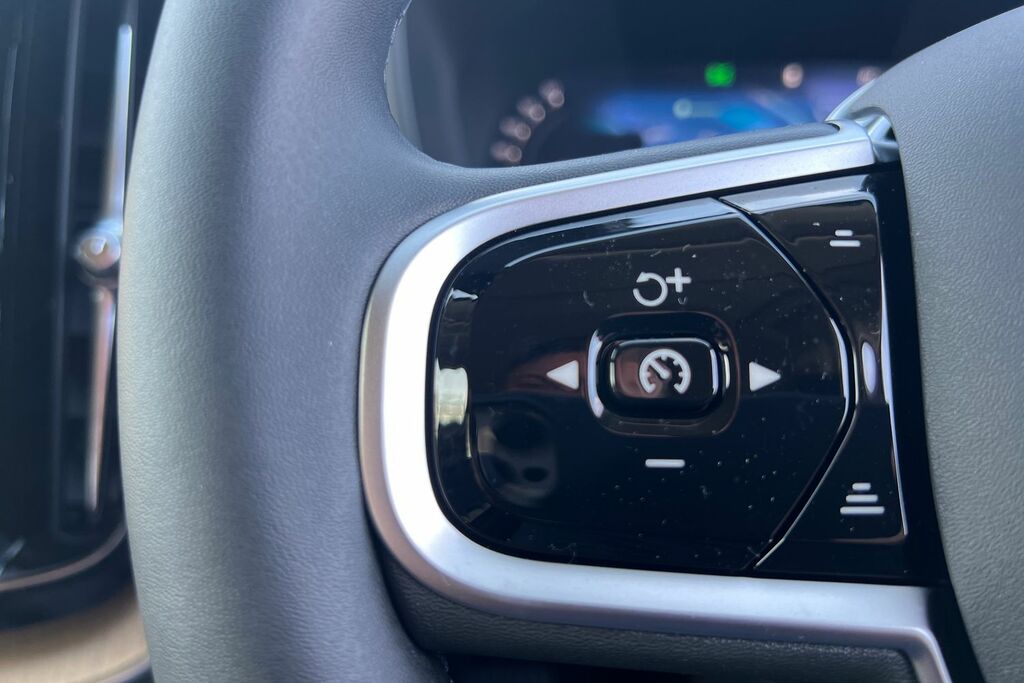 Volvo XC60 2.0 B5p Plus Black Edition Awd Geartronic Grey #21