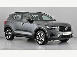 Volvo XC40 Plus, B3 Mild Hybrid, Darkpre-reg - Deliv