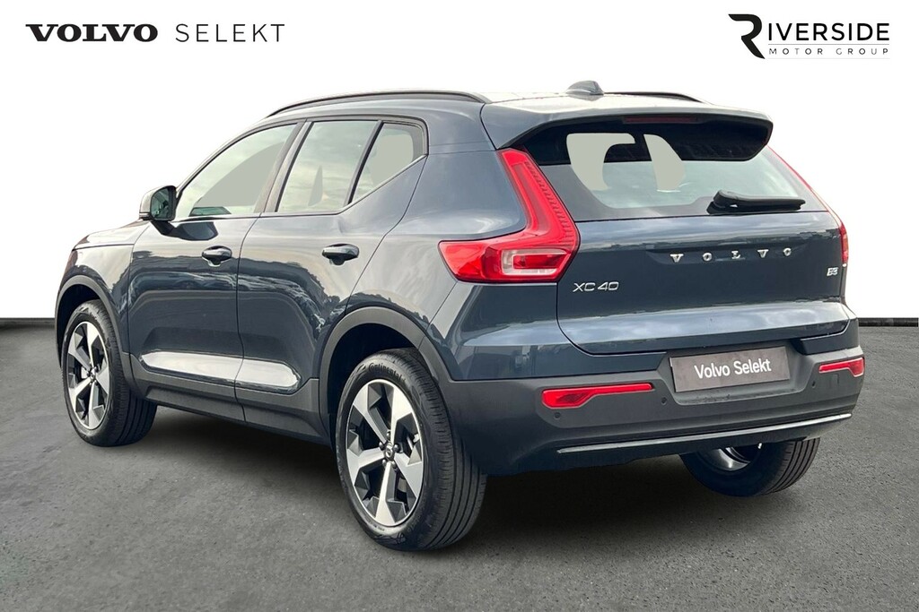 Volvo XC40 Plus, B3 Mild Hybrid, Darkpre-reg - Deliv Blue #6